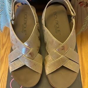 Corky Wedges Like new